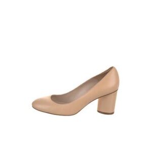 Stuart Weitzman Nude Leather Pumps, Size 7